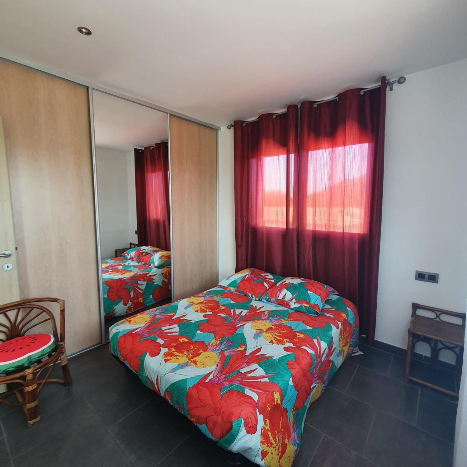 Chez J, Appartement A L'Etage, T3 Lecci Eksteriør billede
